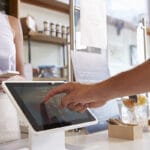 estrategias que emplean las empresas para fidelizar a sus clientes