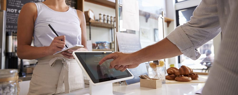 estrategias que emplean las empresas para fidelizar a sus clientes