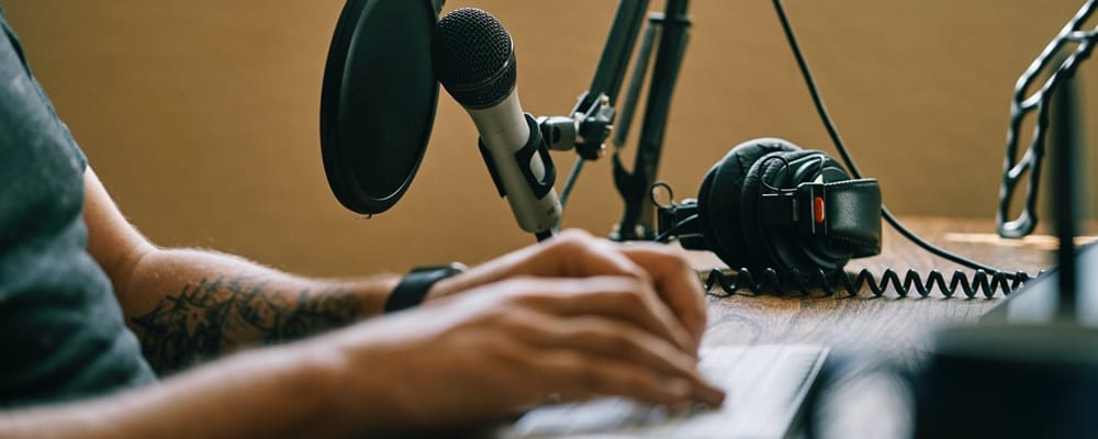 Transformación del Marketing en la Industria del Podcasting: Tendencias SEO para el 2024
