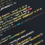 Contenido estructurado y claro es la clave para que Google y asistentes digitales te encuentren y te entiendan.